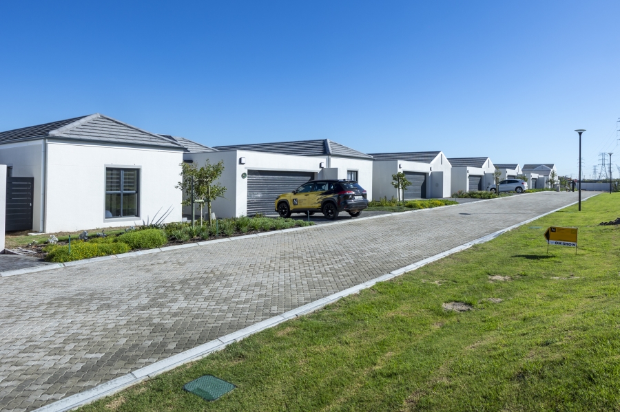 3 Bedroom Property for Sale in Haasendal Western Cape